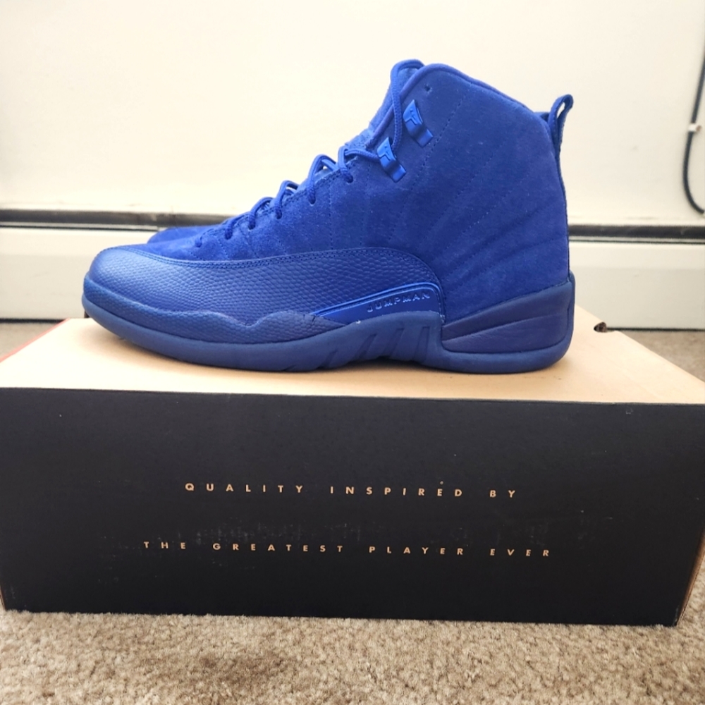Jordan 12 Retro (Blue Suede)